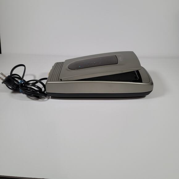 Dynex DX-VR101 VHS Rewinder Video Cassette Tape Auto Stop Rewind Soft Eject - Picture 5 of 6